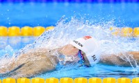 体育短视频《石智勇吻别杠铃》感动全网，石智勇 肌肉